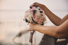 Cargar imagen en el visor de la galería, Ramo Margarita